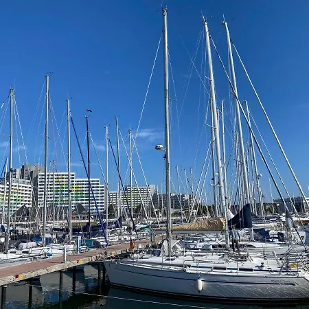 Appartement Strandhoch Damp